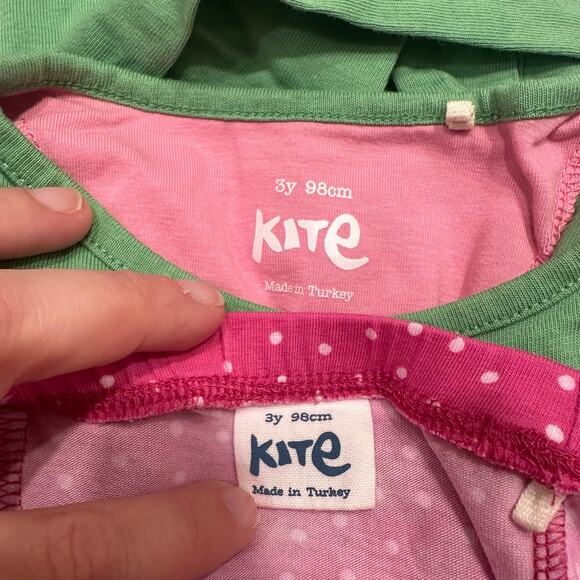 Kite Bird Appliqué Long Sleeve Shirt & Pink Polka Dot Leggings Outfit - Picture 9 of 9